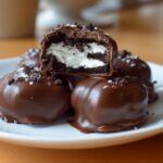 Super Bowl No-Bake Oreo Chocolate Truffles